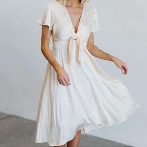 BALTIC BORN SIZE XXL IVORY POPPY SATIN MIDI DRESS NEW WITH TAGS